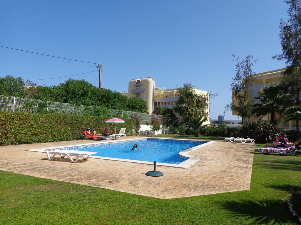 Cardeira Holiday Apartments Лагуш Экстерьер фото