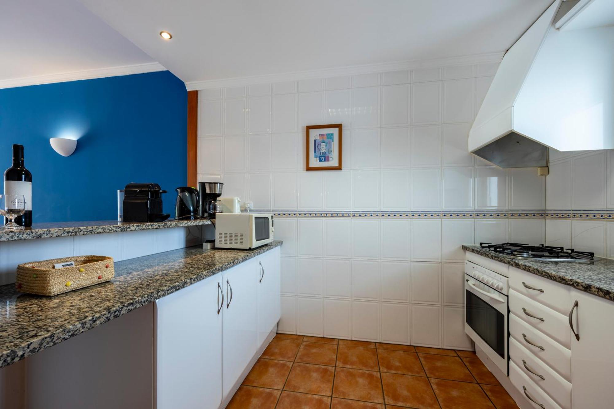 Cardeira Holiday Apartments Лагуш Экстерьер фото