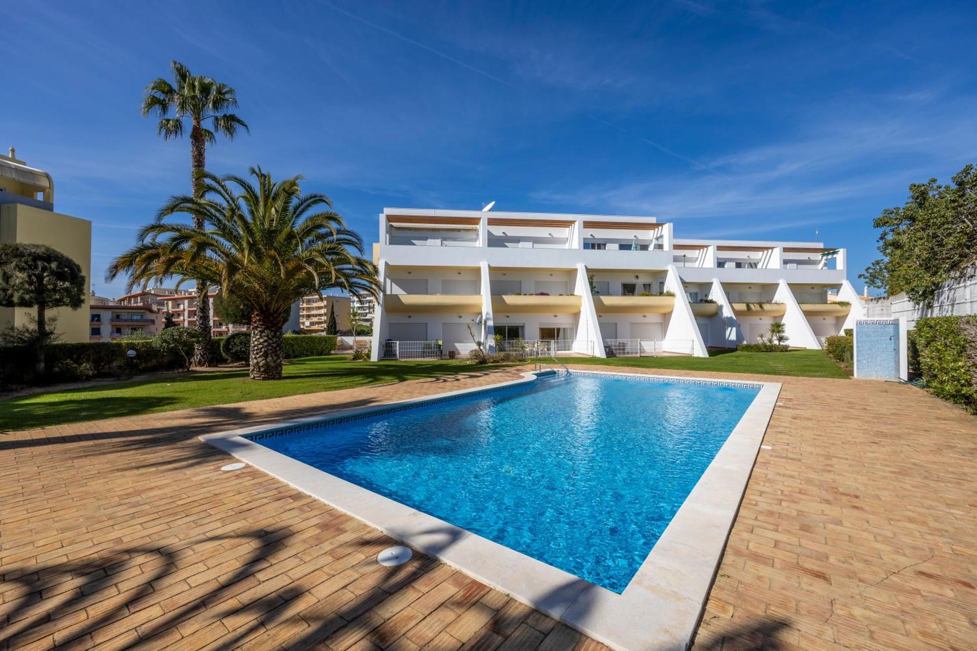 Cardeira Holiday Apartments Лагуш Экстерьер фото