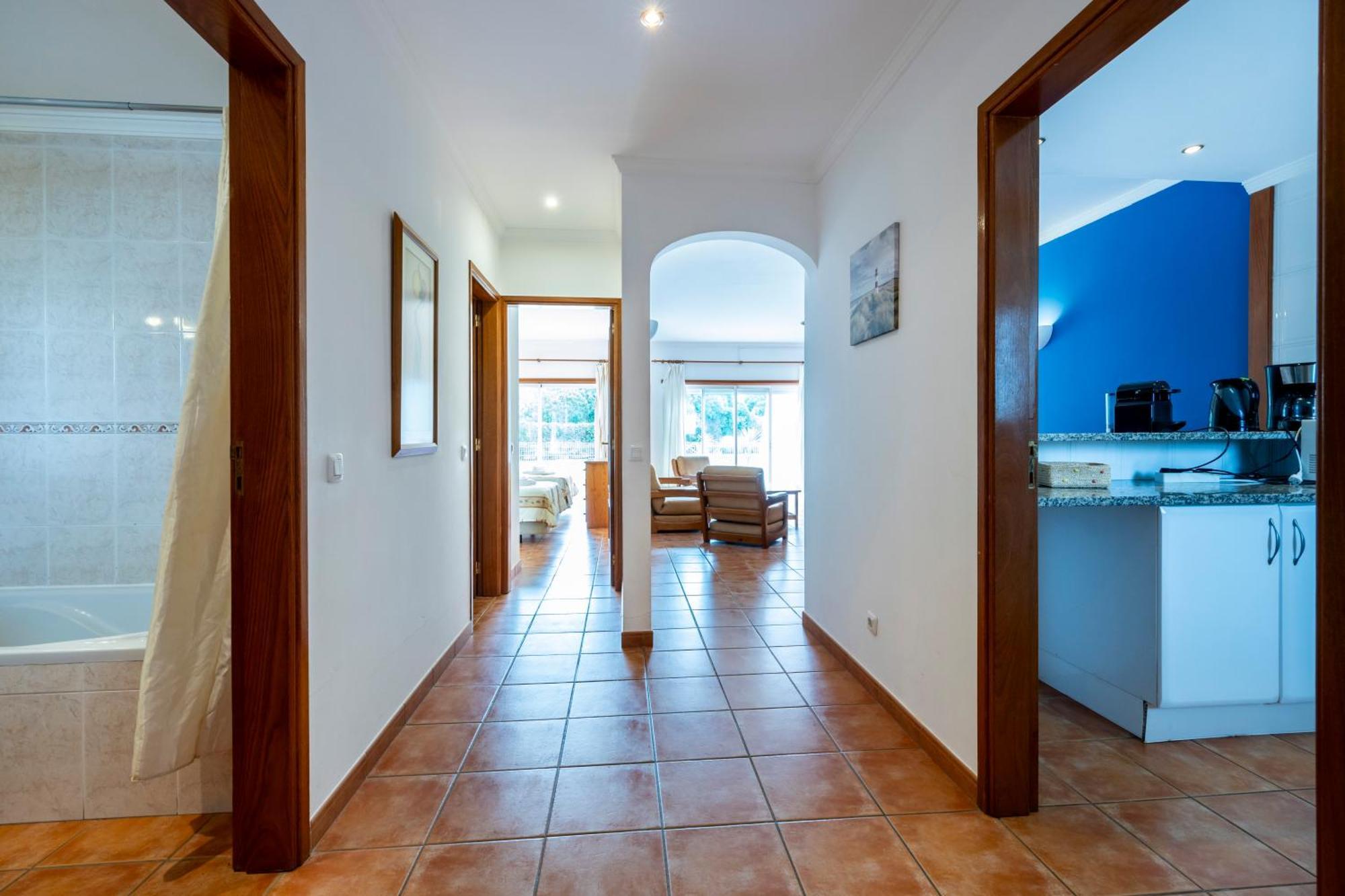 Cardeira Holiday Apartments Лагуш Экстерьер фото