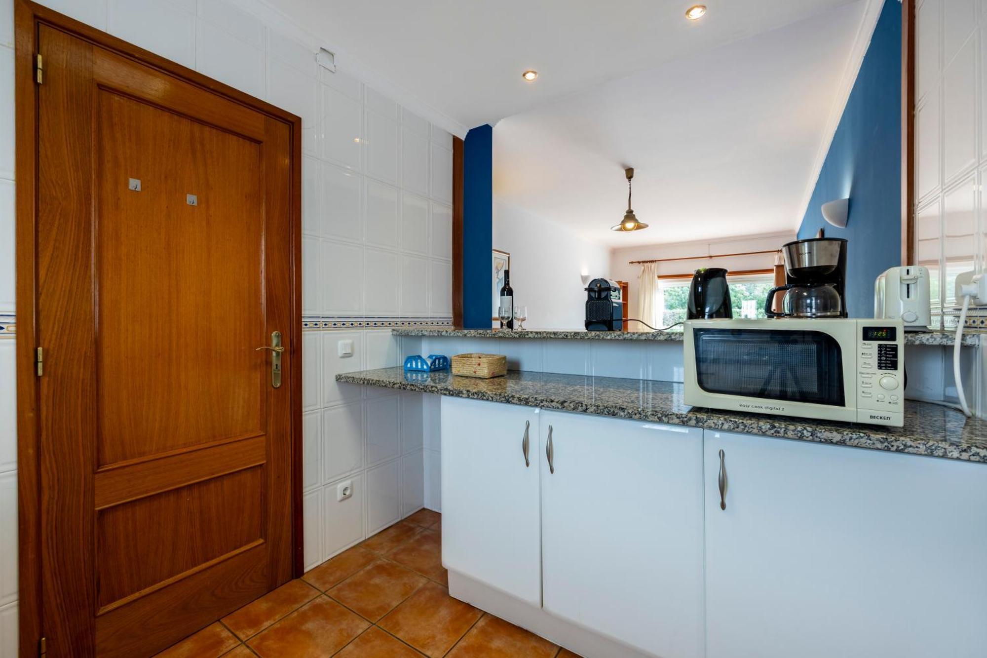 Cardeira Holiday Apartments Лагуш Экстерьер фото